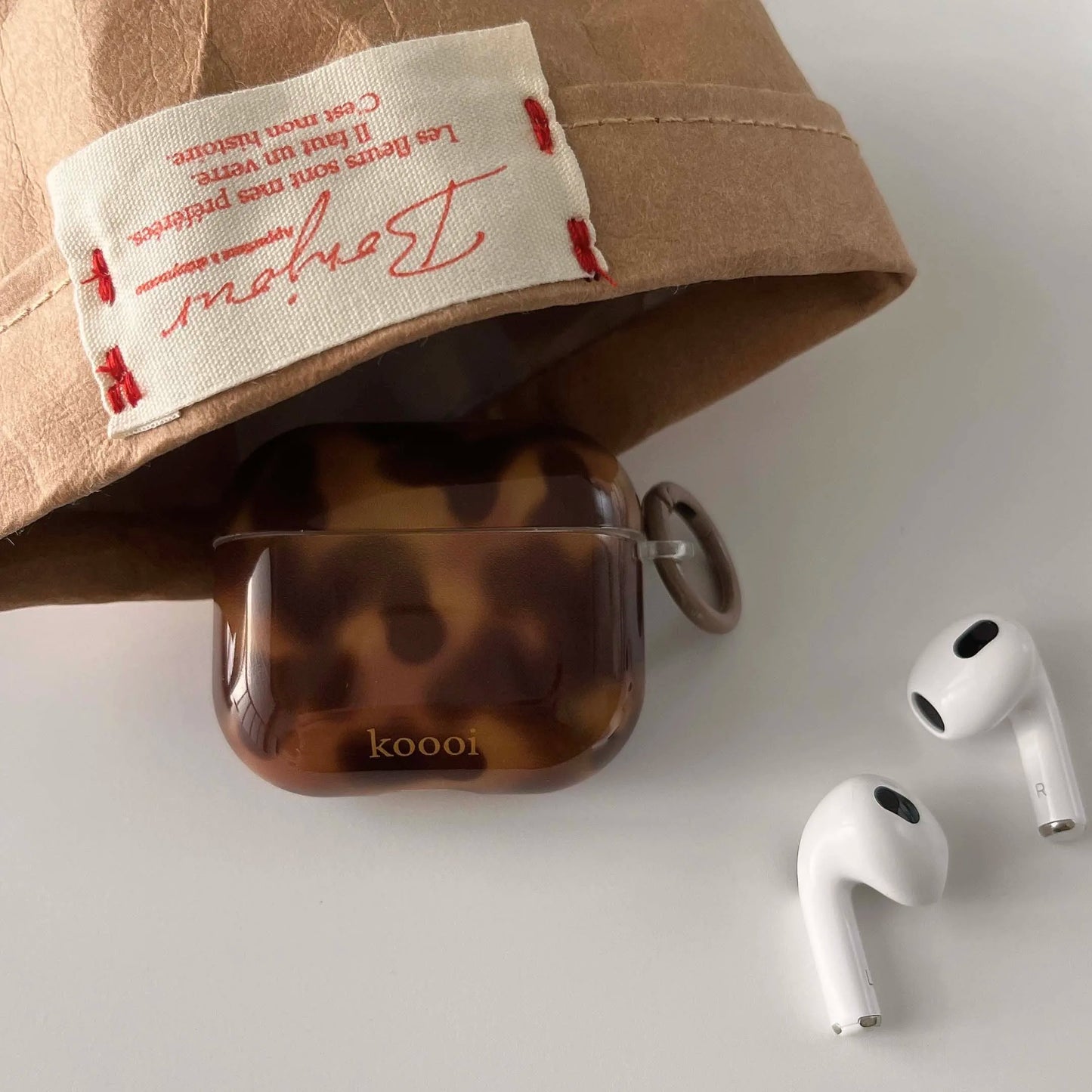 🧡 Amber Earphone Case – Luxe Protection for Your AirPods! 🧡