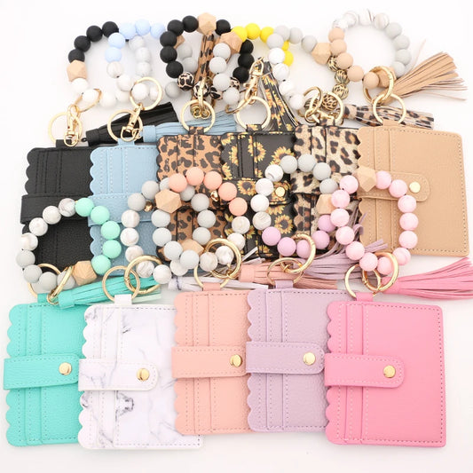 Silicone Bracelet Keychain – Stylish, Scented & Super Convenient!